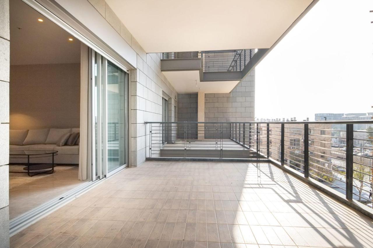 Shalem Stunning Apartment-Hosted By Sweetstay Jerusalem Eksteriør bilde